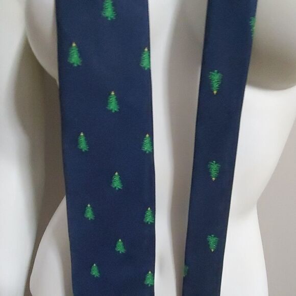 Envoy Blue & Green Christmas Tree Patterned Tie - Picture 2 of 4